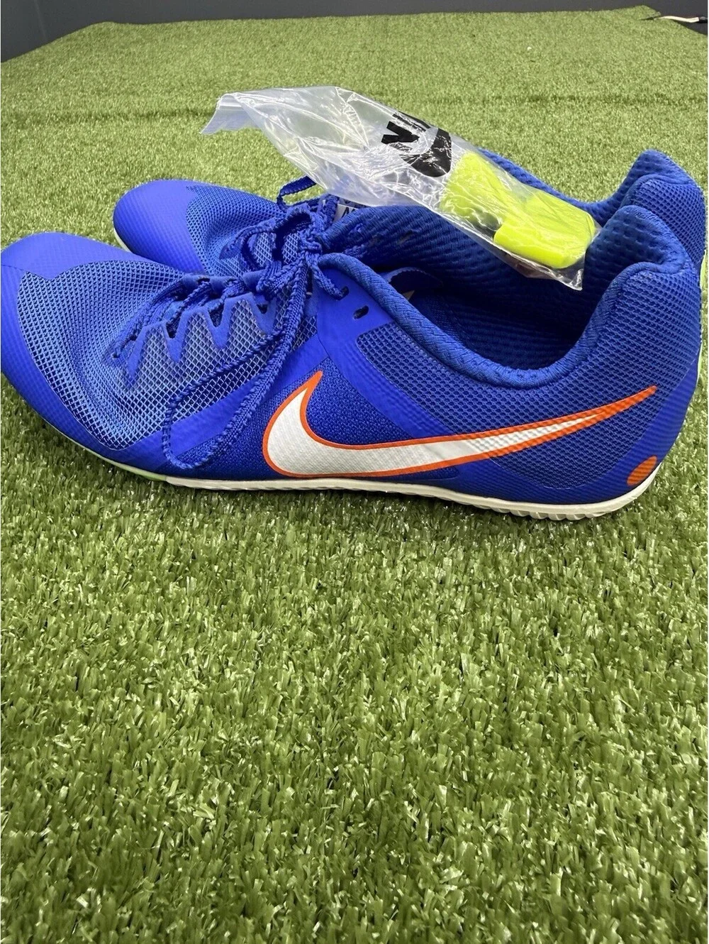 Nike zoom rival